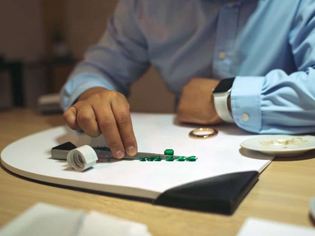 Sorting Sri Lankan gemstones