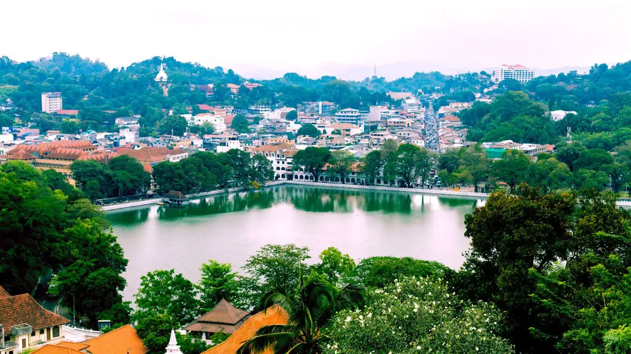 Extend your Sri Lanka trip with Kandy travel tours and cultural experiences