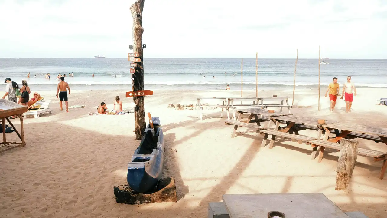 Extend your Sri Lanka trip from Trincomalee to nearby beaches, temples, and wildlife attractions