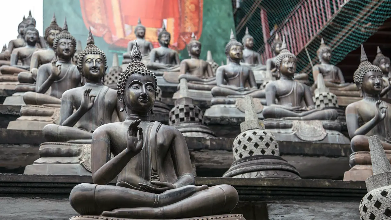Gangaramaya Temple, Colombo, Sri Lanka