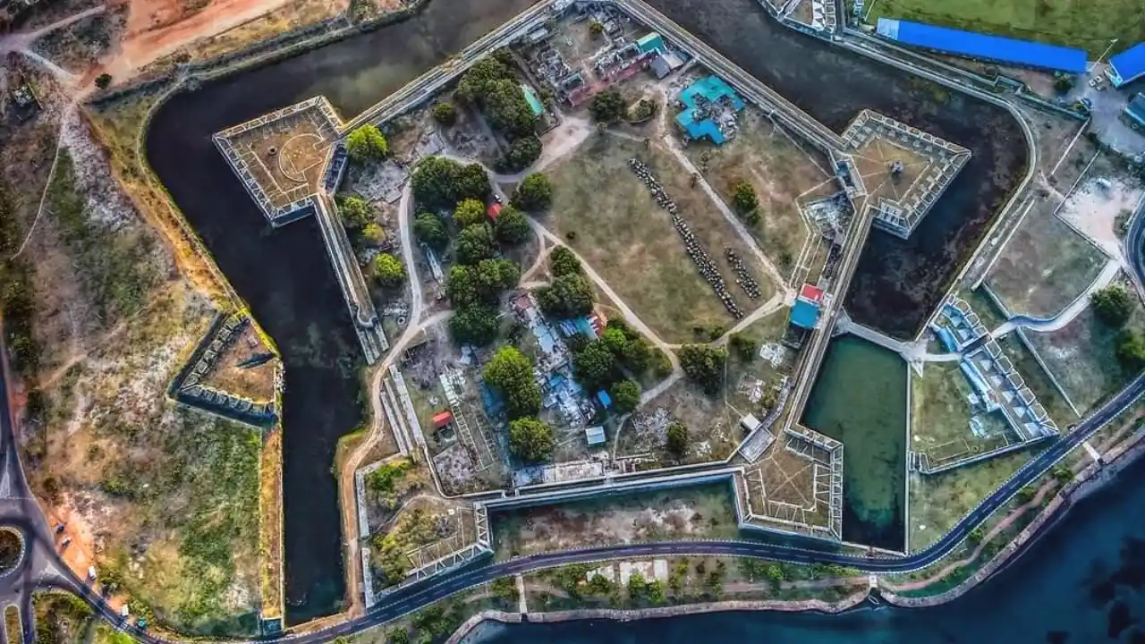 Jaffna Fort Sri Lanka Travel Tours heritage landmark in northern Sri Lanka