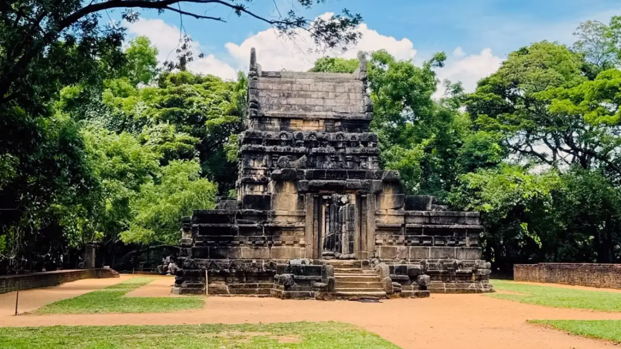 Nalanda Gedige location map in Matale, Sri Lanka – ancient cultural site near Kandy and Dambulla