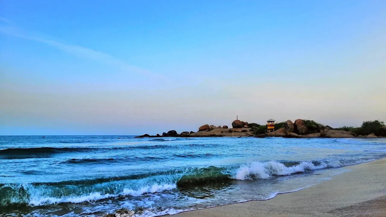 Panama coastal village and untouched natural landscapes in eastern Sri Lanka