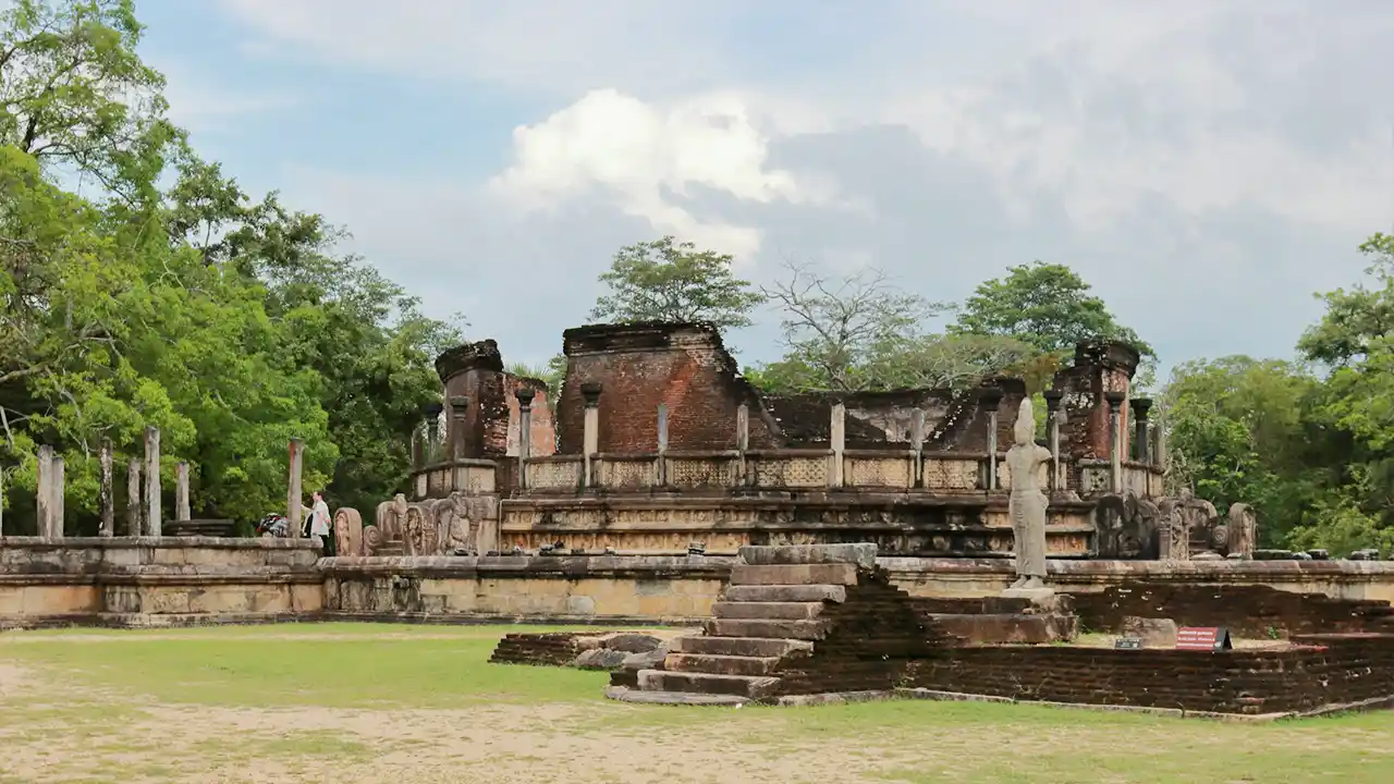 Royal Palace ruins in Polonnaruwa Sri Lanka – historic royal complex showcasing the ancient city’s grandeur in the Cultural Triangle