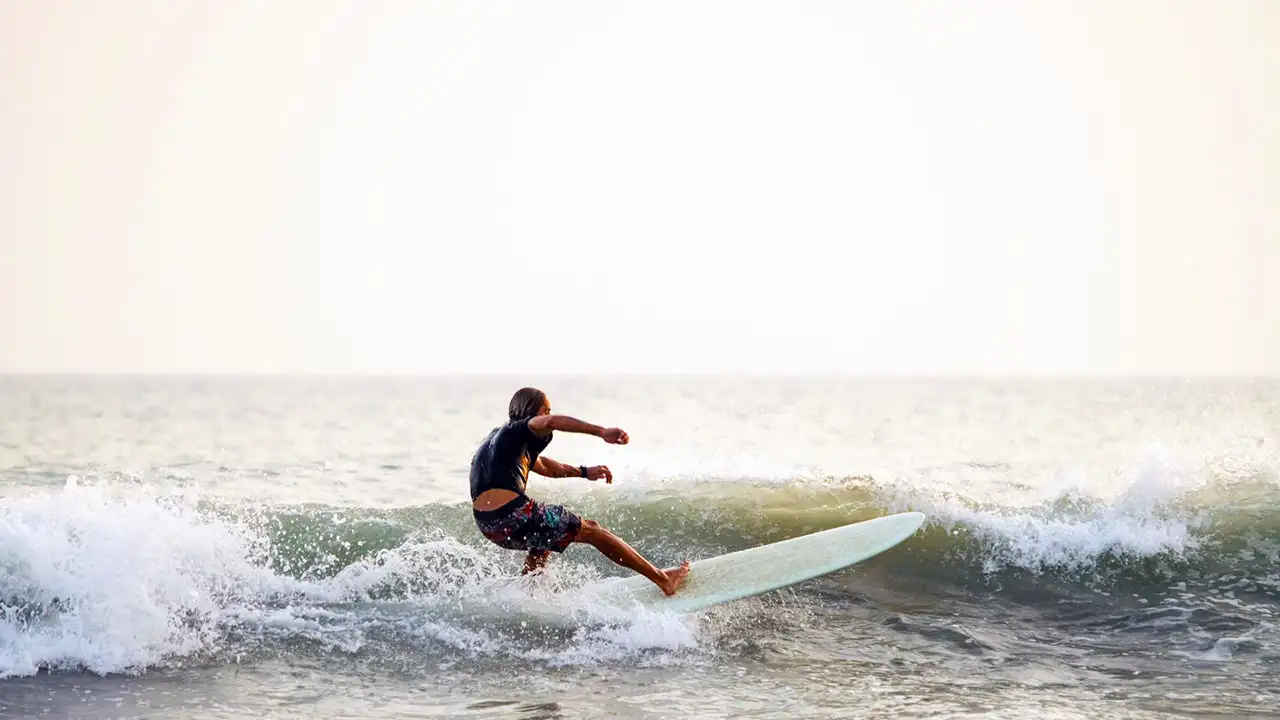 World-class Main Point surf break in Arugam Bay, Sri Lanka