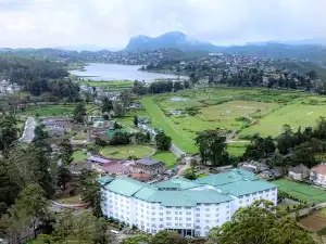Araliya Green City luxury hotel with heated indoor pool in Nuwara Eliya, Sri Lanka