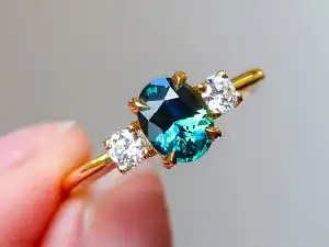 Design your own sapphire ring with a Sri Lankan gemstone experience