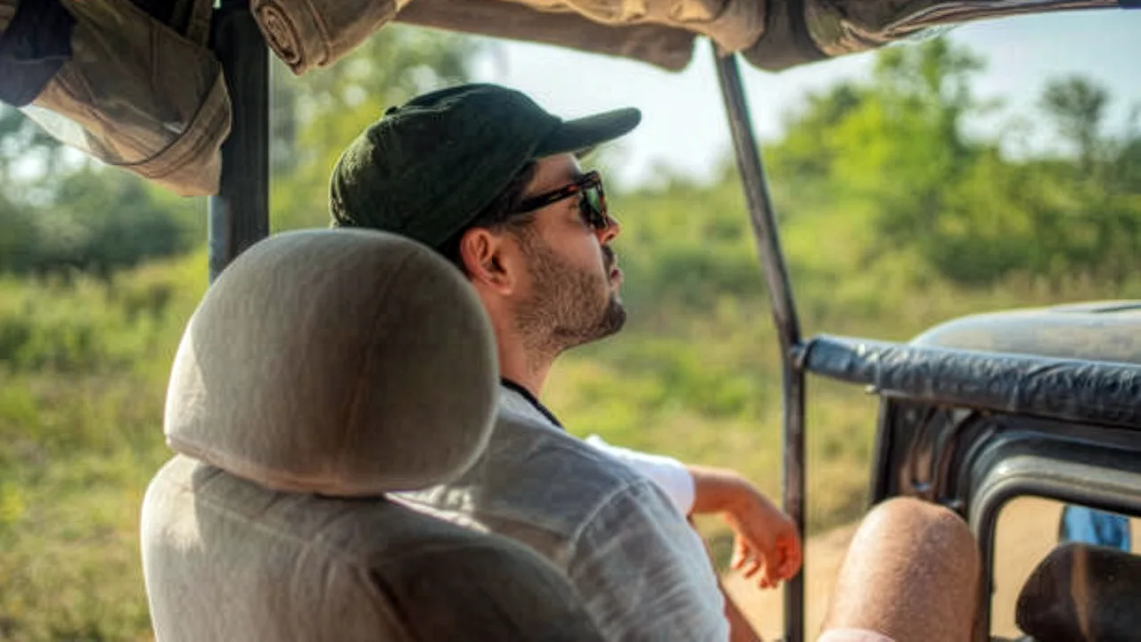 Following the structure and tone of the Luxury Wildlife Experience page—14 days / 13 nights, 5-star stays, private wildlife experiences, and a mix of safari, mountains, and coast—I’d use this as the main description.  Luxury Wildlife Experience  Experienc